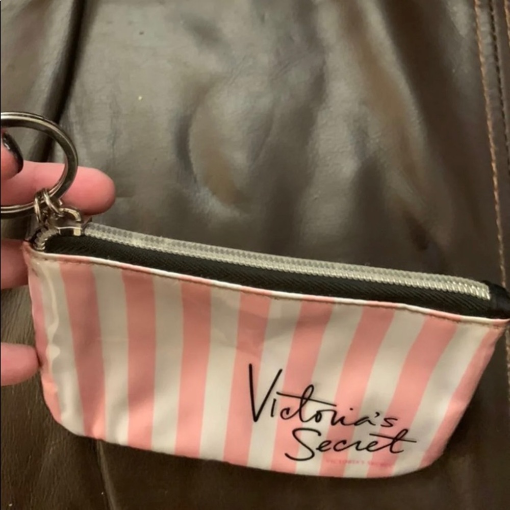 VS Change Purse - Picture 4 of 5
